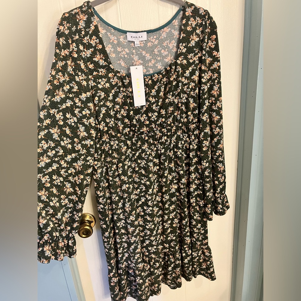 Olive green floral print dress w/elastic waist and elastic band on sleeves